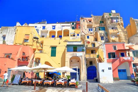 The 7 Best Dishes to Eat in Procida, Italy