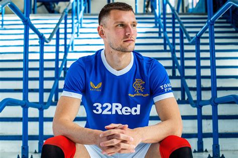 Home kit with white sponsors (and without 32Red slogan) : r/rangersfc