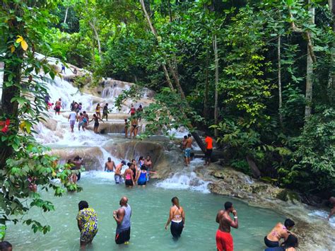 Dunn's River Falls Receives 2016 Excellence Award for Second Year in a Row - Jamaicans.com