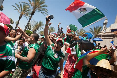 San Francisco Photojournalist Douglas Zimmerman: #WorldCupUSA - Mexico fans in Los Angeles, CA