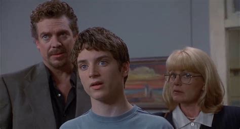 The Faculty Movie Trailer - Suggesting Movie