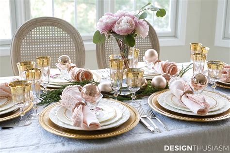 Elegant Christmas Table Setting with Pink and Gold