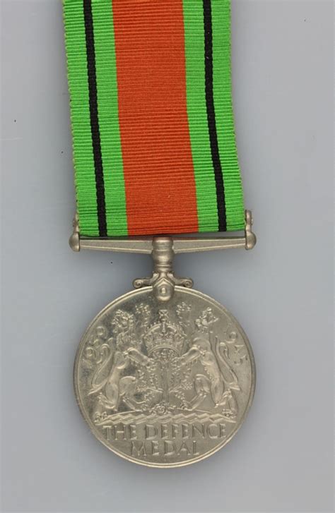 Medal, Defence Medal; New Zealand Government; 1945-1955; MT2014.12.3 ...