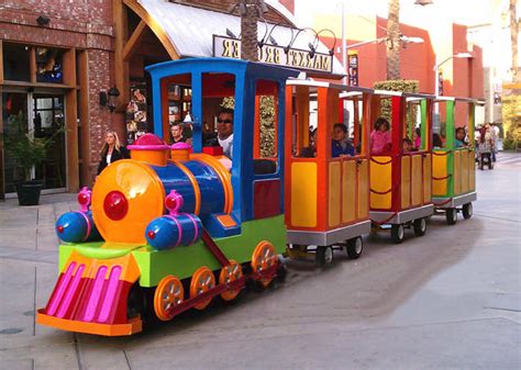 Factors Consider When Choosing Train Rides For Amusement Park. - Lease ...