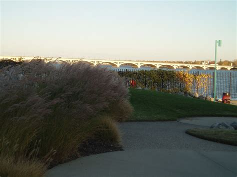 Detroit Video Daily: Belle Isle Bridge