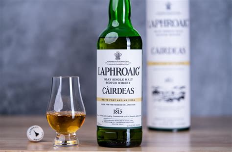 Laphroaig Càirdeas 2023 White Port & Madeira Review | Whiskey Raiders