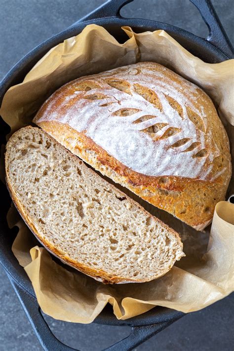 (Almost) Whole Wheat Sourdough Bread - Momsdish