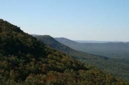 Explore Southern History: Leaf Change turnining the Alabama Mountains Gold and Red