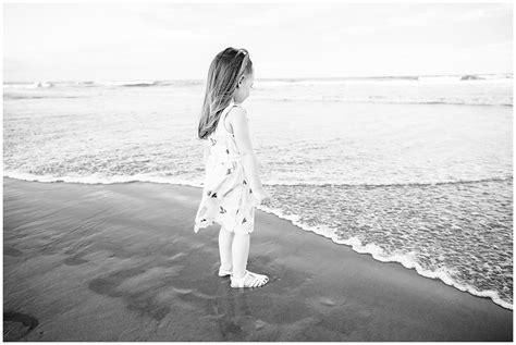 Footbridge Beach Family Portraits with the S Family | Ogunquit Family ...