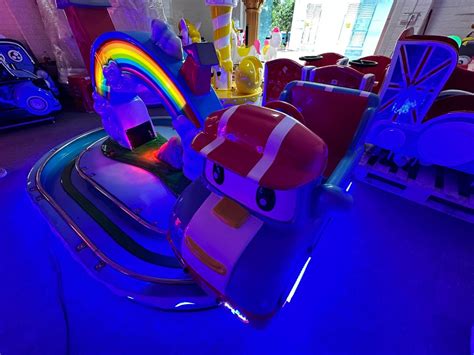 Indoor amusement park electric kids fiberglass train with track kiddie ...