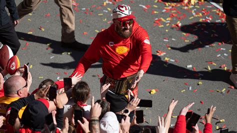 Shooting at Kansas City Chiefs Super Bowl parade: Travis Kelce, Patrick ...