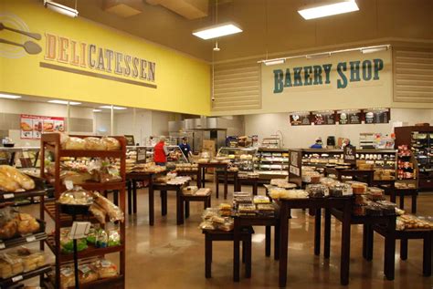 Grocery Store Bakery - Patterson Horth