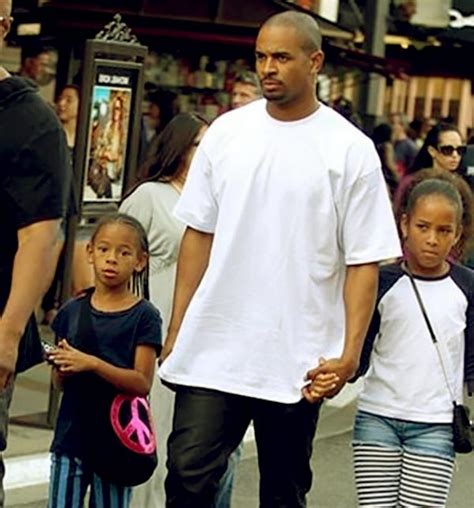 Damon Wayans Jr Net Worth, Wife Samara Saraiva, and their kids. - Famous Celebrities