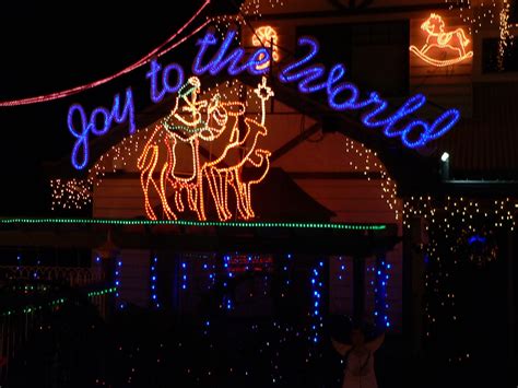 Melbourne Photographs Victoria Tasmania Queensland Australia: Christmas Lights Melbourne houses