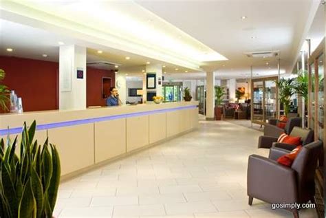 Glasgow Airport Express by Holiday Inn | Unbeatable Hotel Prices for ...