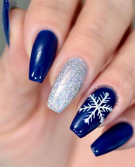 AMAZING CHRISTMAS NAILS DESIGNS For New Year PArty for 2019 - Page 38 of 53 | Christmas gel ...