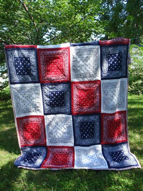 Red, White, and Blue Bandana Quilt, top, Summer 2013 | Bandana quilt, Quilts, Patriotic quilts