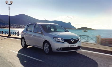 Renault Sandero Turbo Dynamique (2014) - Double Apex