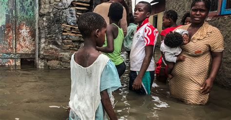 In Pictures: Cyclone Eloise displaces thousands in Mozambique | Weather News | Al Jazeera