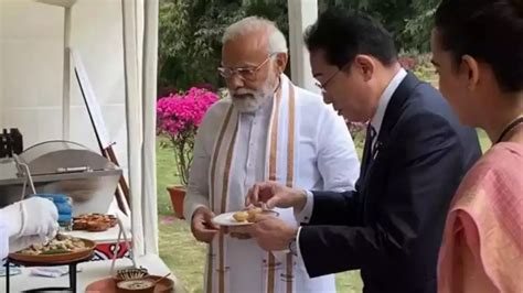 Japan PM Fumio Kishida Eats Pani Puri During His Visit To India; PM ...