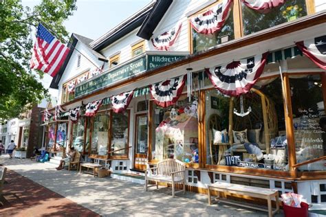 Best Shopping in the Hamptons: Southampton Photo Tour | The hamptons, Southampton, Photo tour