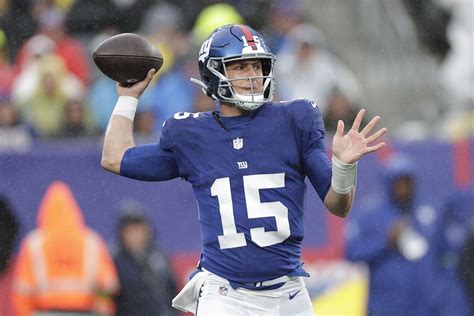 Why does Tommy DeVito live with his parents? Giants QB explains ...