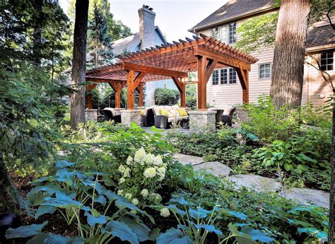 9 Amazing Pergola and Pavilion Design Ideas for Your Backyard