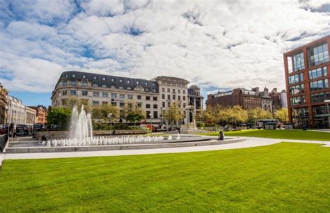 Piccadilly Gardens set for refurbishment - UK Construction Online