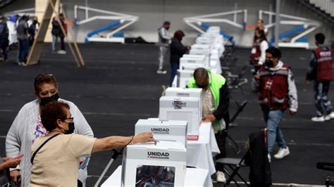 Mexican candidates turn to migrants in US for votes: report | Fox News