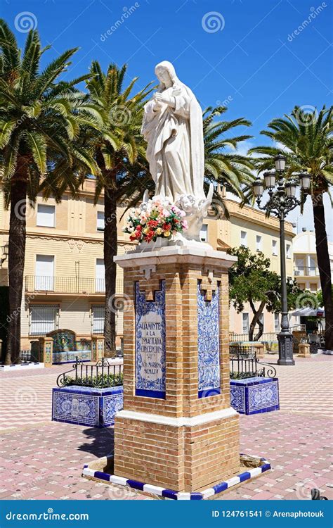 Immaculate Conception Statue, Ayamonte. Editorial Photo - Image of ...