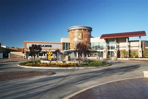 Welcome To Summit Mall - A Shopping Center In Fairlawn, OH - A Simon Property