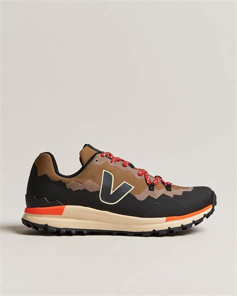 Veja Fitz Roy Hiking Sneaker Center Commercial Tent at CareOfCarl.com