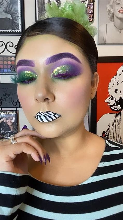 Beetle Juice Makeup [Video] | Makeup inspiration, Beetlejuice makeup, Dramatic makeup