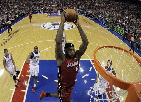 LeBron James holds 1-man dunk contest after Miami Heat practice (video ...