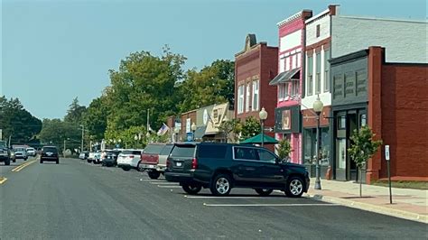 Lakeview Michigan ️ Best Quaint Small Towns - YouTube