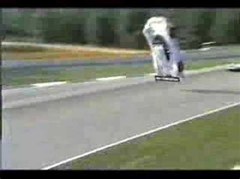 mclaren f1 crash - YouTube