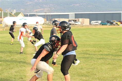 Plains football opens in Philipsburg | Valley Press/Mineral Independent