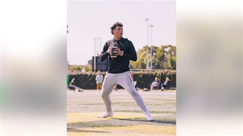 Five-star QB Dylan Raiola flips commitment from Georgia to Nebraska ...