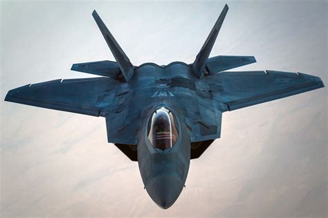 How to Make a Middle East Superpower: Arm Israel with F-22s and B-21 Bombers | The National Interest