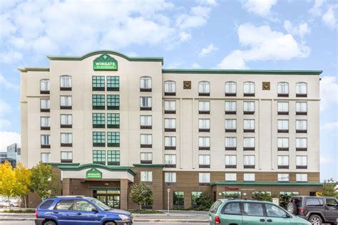 Wingate by Wyndham Hotel Regina, SK - See Discounts