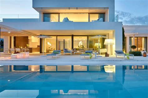 Marbella is booming, and here are top 8 villas to look out for right ...