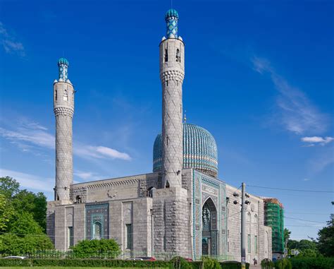 Finders Seekers — St. Petersburg Mosque