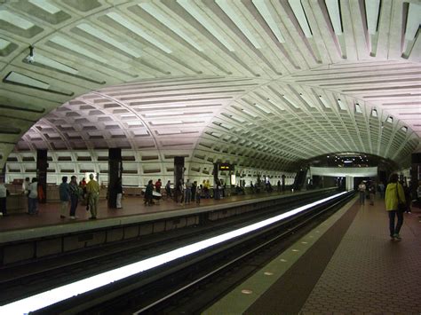 File:WMATA metro center crossvault.jpg - Wikipedia, the free encyclopedia
