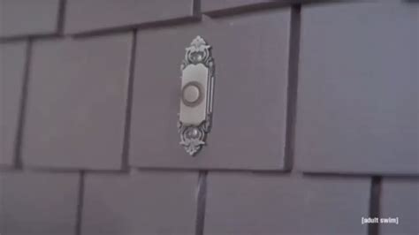 Ring the doorbell.... : r/oddlyweird