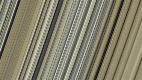 NASA sees Saturn's ring in color like never before - CNET