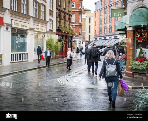 London- Marylebone High Street Stock Photo - Alamy