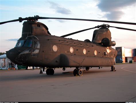 Boeing CH-47D Chinook (414) - USA - Army | Aviation Photo #0650832 | Airliners.net