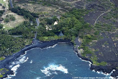 Punaluu Black Sand Beach, Big Island