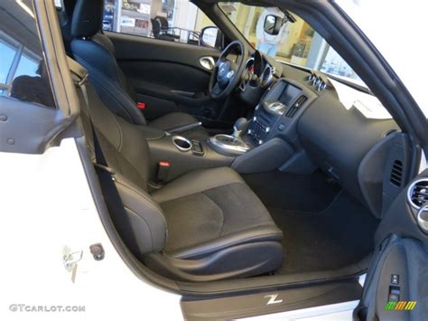 Black Interior 2013 Nissan 370Z Sport Touring Coupe Photo #78471692 | GTCarLot.com