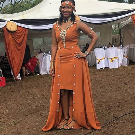 Clipkulture | Kikuyu Bride In Kenyan Traditional Dress for Ruracio